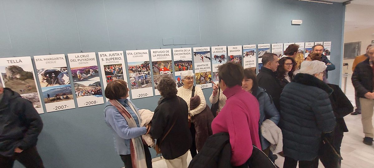 "56 Años montando el Belén"
En el centro de congresos de Barbastro, <a href="/congresosbtro/">CONGRESOS BARBASTRO</a> <a href="/AytoBarbastro/">Ayto Barbastro</a>  magnífica exposición en la recta final de actos conmemorando el 75 aniversario del club.
🔎 Montañeros de Aragón de Barbastro expone 56 años de historia de Belenes montañeros
