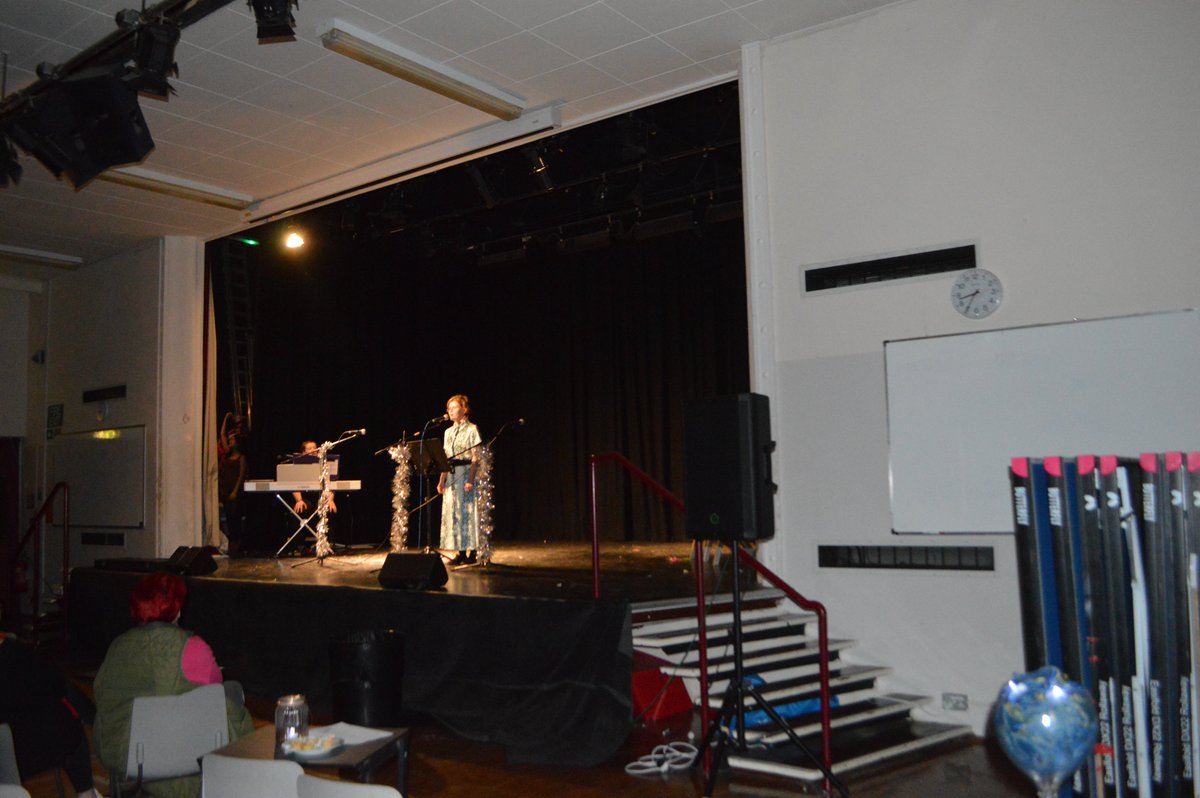 Our Christmas Concert took place on Monday fantastically organised by Miss Lloyd. It was a 
wonderful evening to celebrate music, dance, drama and poetry! A big thank you goes to Mr Martin for the lighting, Mr Warnes for the sound and to our PTA for their help and support.
