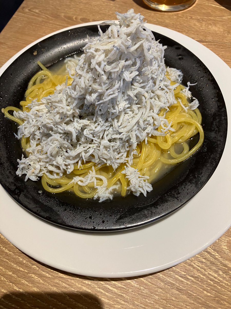 suuko111's tweet photo. Italian kitchen VANSAN😋
生搾りモンブラン🌰
#Italiankitchen
#VANSAN
#生搾りモンブラン https://t.co/e40jMU6xT8