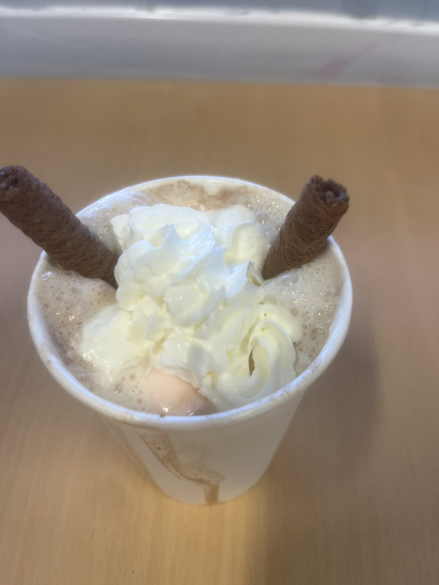 Miss Bell PE tweet media