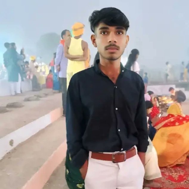 AHIRMITHUNYADAV's tweet photo. यादव जी जय श्री कृष्णा 🌹🌹🌹⚔️🌹⚔️ मिथुन यादव 🕉️🇮🇳🇮🇳🚩 https://t.co/u6iBx91NQw