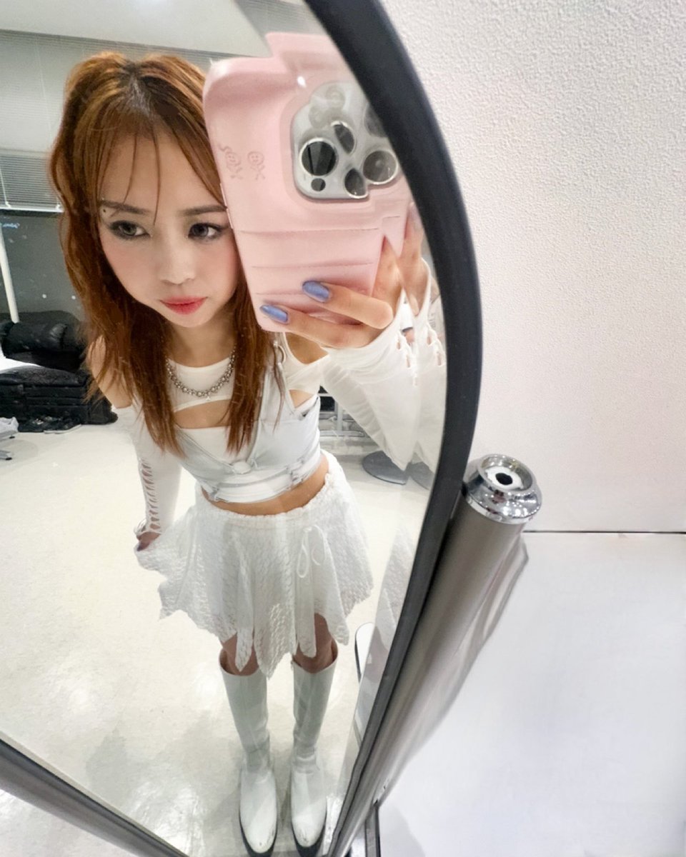 ジスココナのミラーセルフィー🪞🤳💘 #NoNoGirls #NNG #ノノガ #KOKONA