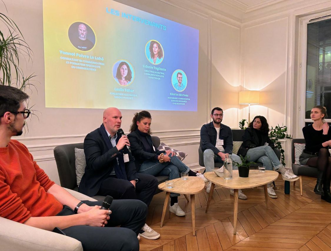 😱Vous avez manqué la première conférence du groupe Transitions sur le #greenhushing ? Pas de panique, on vous a préparé une synthèse des échanges  illustrée avec talent par notre alumna #CELSA Louna Scherrer.
👉Plus d'infos sur le groupe : celsa-alumni.com/fr/group/trans…
<a href="/CELSA_Officiel/">CELSA</a>
