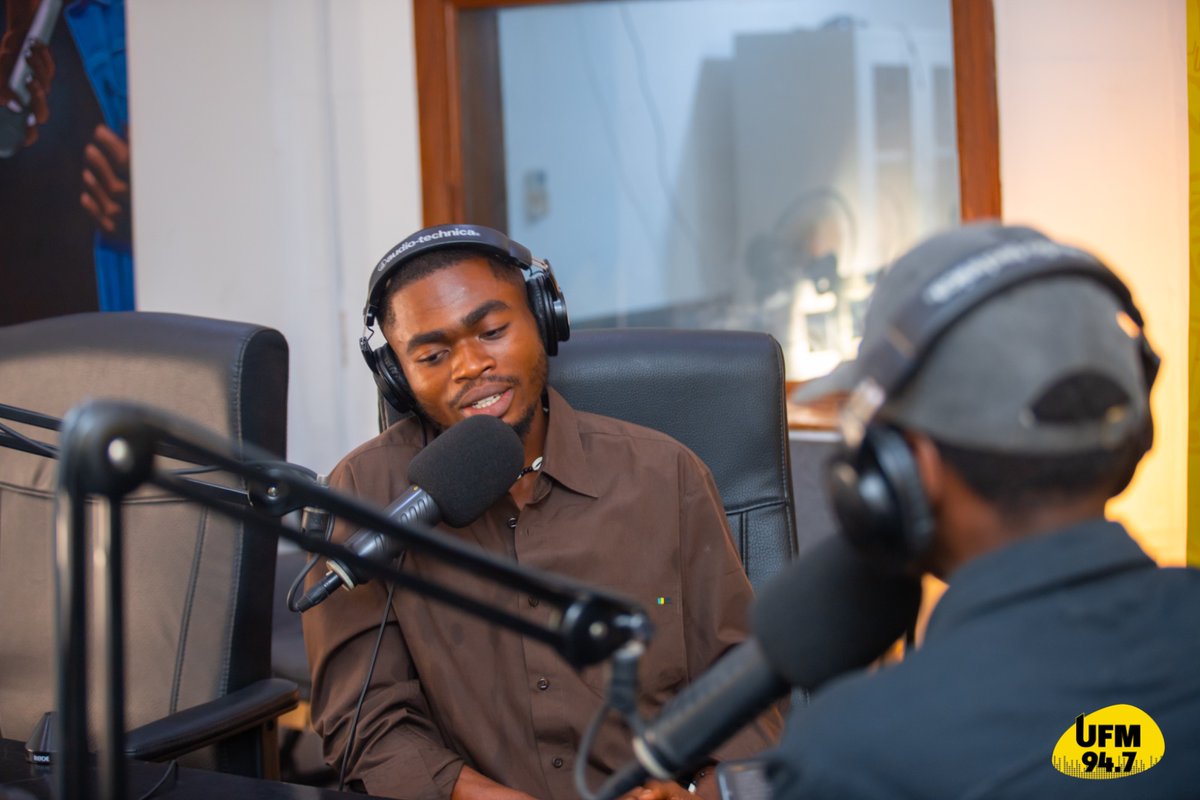 947UFM's tweet photo. 🎙️Nathanaël Milambo, lauréat du Prix Lokumu du photographe de l’année, était l'invité d'UJob avec @CMbuatas ce mardi.
Thème : "Le métier de photographe à Kinshasa".
📲 Podcast dispo ici : https://t.co/t7tncHNTKj
#UrbanFM #UJob #Photographie #PrixLokumu #Kinshasa #TalentLocal https://t.co/VBFsauGgtx