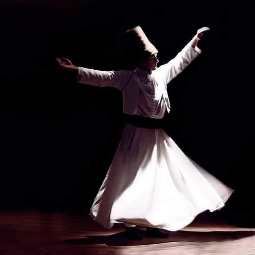 RumiArab's tweet photo. والأمان أعلى منزلةً من الحب..
فلا تقترب أبدًا حين تنبهر، اقترب فقط حين تطمئن ...

شمس التبريزي https://t.co/VuekZytL9f