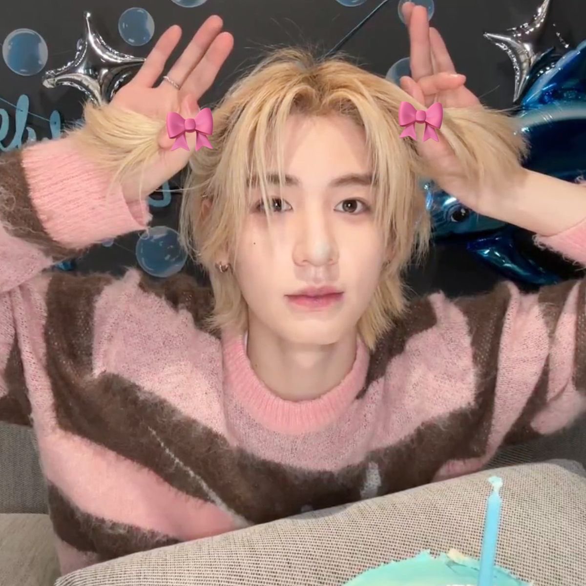 ˗ˏˋlooking for interactive moots !! 🎀

: ̗̀➛ she/her, 05, istj 

: ̗̀➛ not new to #stantwt / #kpoptwt 

: ̗̀➛ *ENGENE, ONEDOOR, ROADY* lyons, kingme, atiny, reveluv, aroha, monbebe, tomoon, moa, carats, etc but any fandom welcome !^_^ 

♡ / ↻ r appreciated!! <33