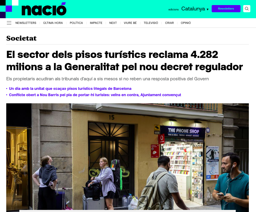 AssBarrisDT's tweet photo. Responsables de l'expulsió de milers de persones de casa seva reclamaran compensacions al seu aliat històric, l'administració pública, en cas que no puguin continuar explotant econòmicament aquesta expulsió.
#ForaLobbies
#DecreixementTurístic JA!
https://t.co/ZGmn9xMIZI https://t.co/AbOloY4YAB