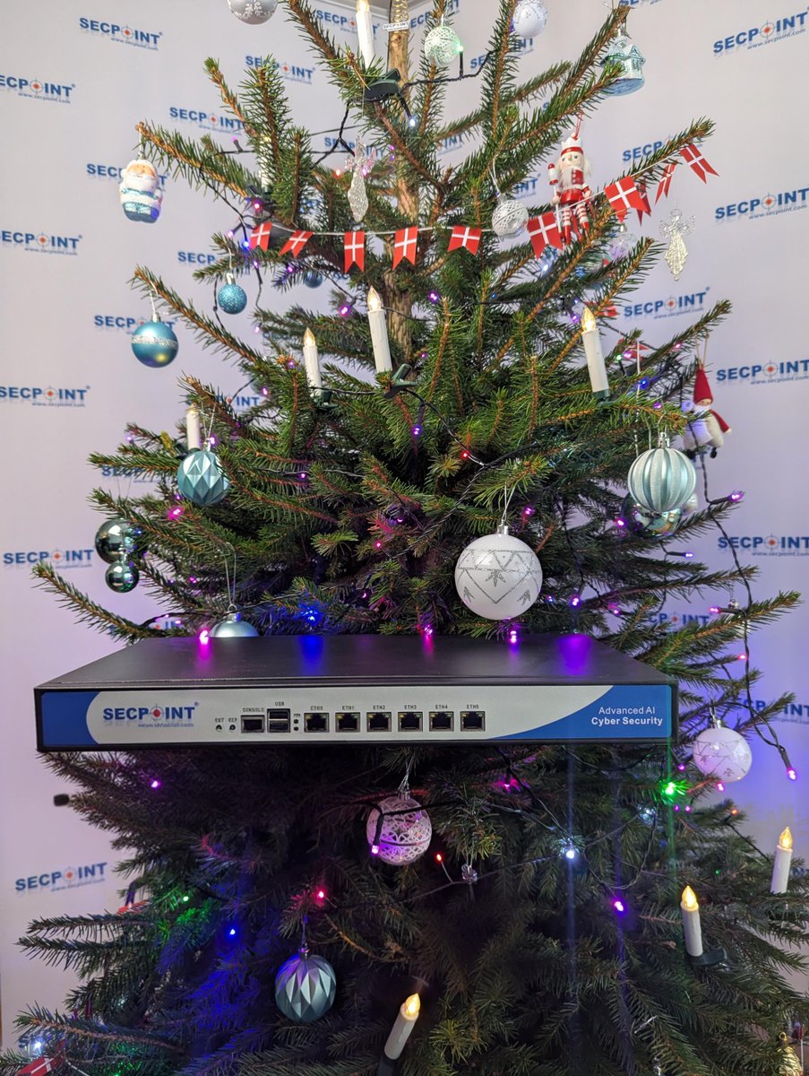 secpoint's tweet photo. 🎄 Season's Greetings from SecPoint! 🎄 We wish all our valued customers, partners, and friends a Merry Christmas and a joyful holiday season! 🌟 #SecPoint #MerryChristmas #HappyHolidays #CyberSecurity #SeasonGreetings https://t.co/sVUwi9j9xn