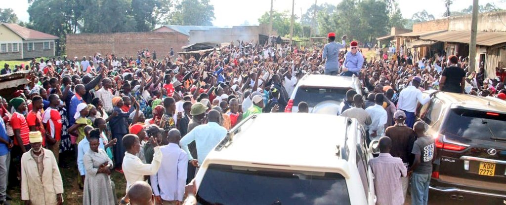 Together with Hon. Martin Wanyonyi,  engaged with the great people of Mihuu in Webuye East Constituency. One love my people.
#DidmusBarasaGov27