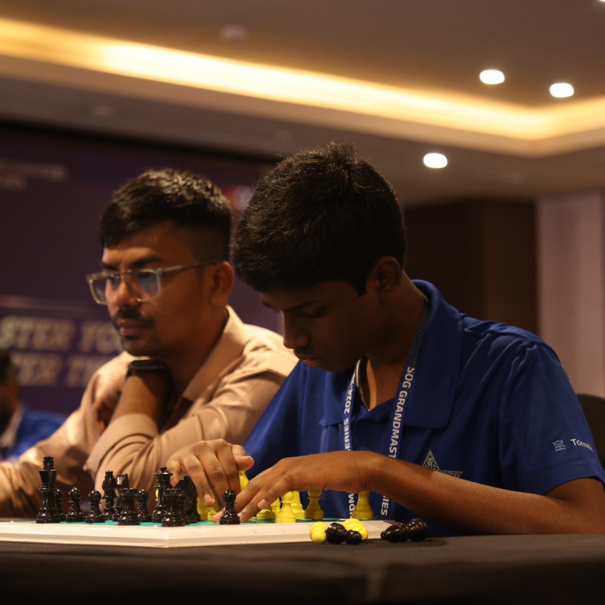 imsasports's tweet photo. Indian Chess Masters: Round 1 is getting fierce...
Are you ready to witness history in the making?
#sogf #SOGGrandMasterSeries #Chess #MindSportsIndia #GameOn #StrategyUnleashed #SkillBasedGames #KhelHunarKa #GarvBharatKa #ChessForBlind #SOGFederation #ICMB #SOGGMS https://t.co/rA3aiWJtG2