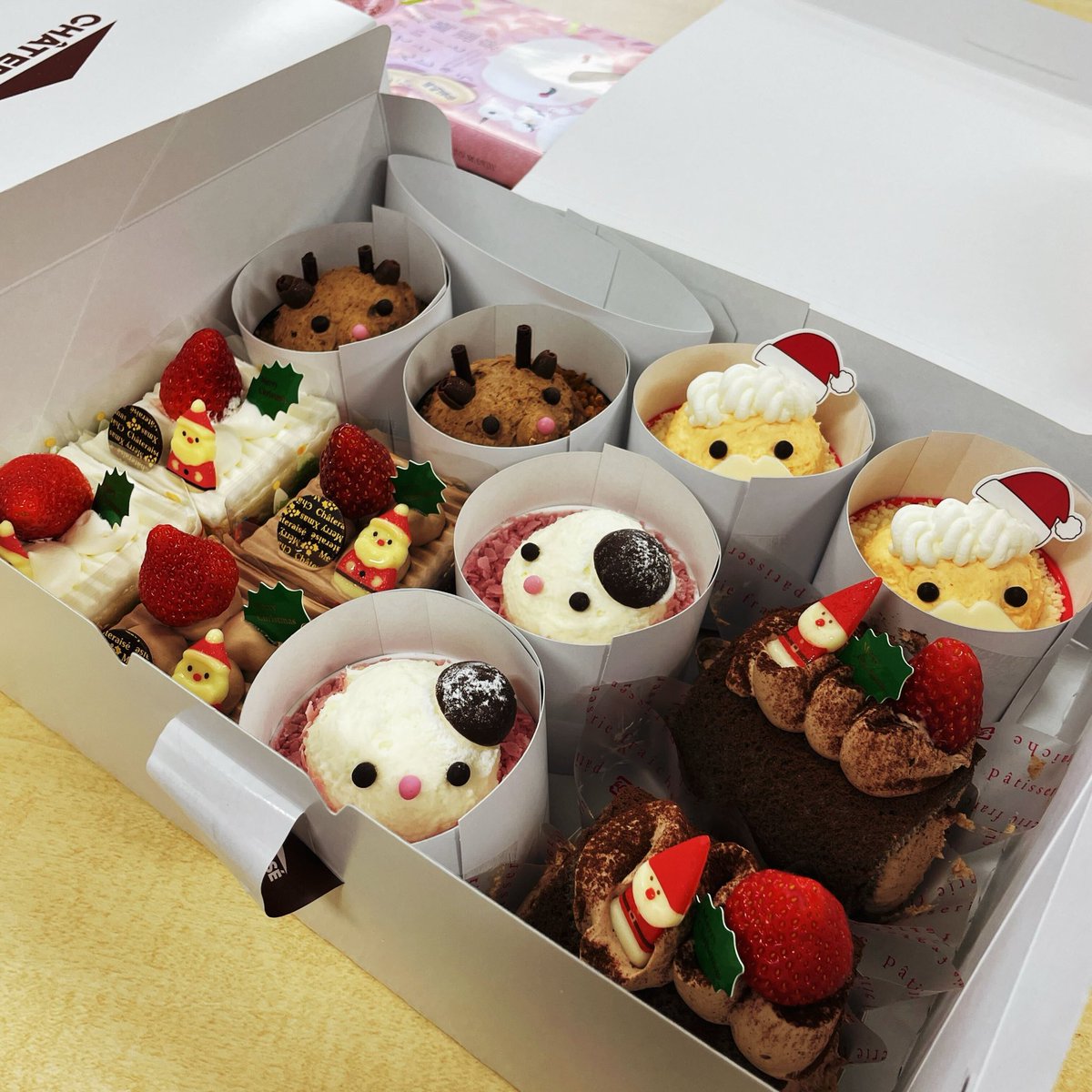 Nakajima_Lab's tweet photo. お誕生日会&amp;クリスマス会
少し早めのメリークリスマス🎄🔔 https://t.co/nKdkLYQMQJ