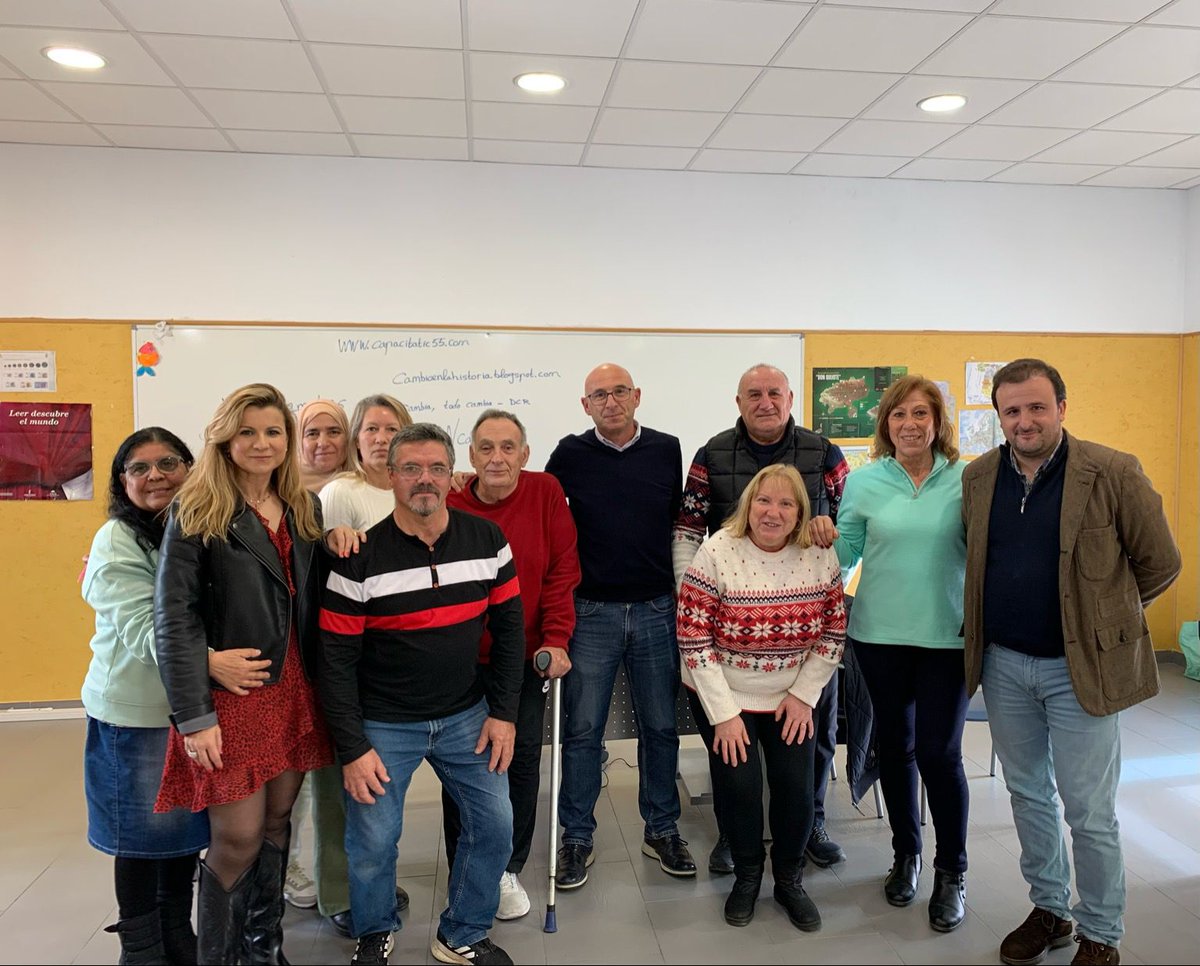 IncisoES's tweet image. Reduciendo la #brechadigital y logrando una importante autonomía a la hora de manejar las #nuevastecnologías 

#mayoresde55 #CastillaLaMancha #formacióngratuita #einclusión #FSEPlus @gobjccm @BienestarCLM