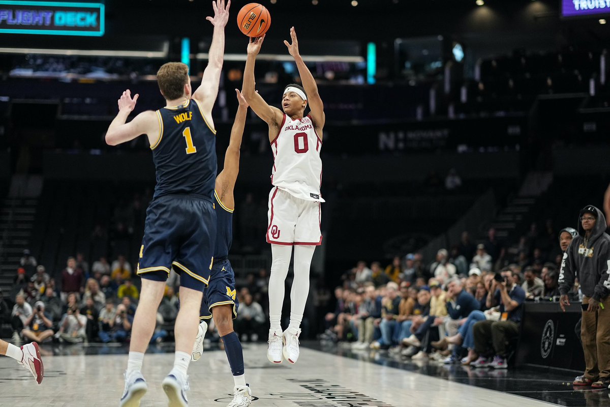 The Legend of Jeremiah Fears Grows: Freshman Sensation Takes Over in Charlotte

Fears Drops Career-High 30, Nails Game-Winner Against Michigan

open.substack.com/pub/nbabigboar…