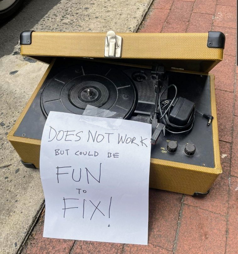 Open source software be like 😁👇🏻