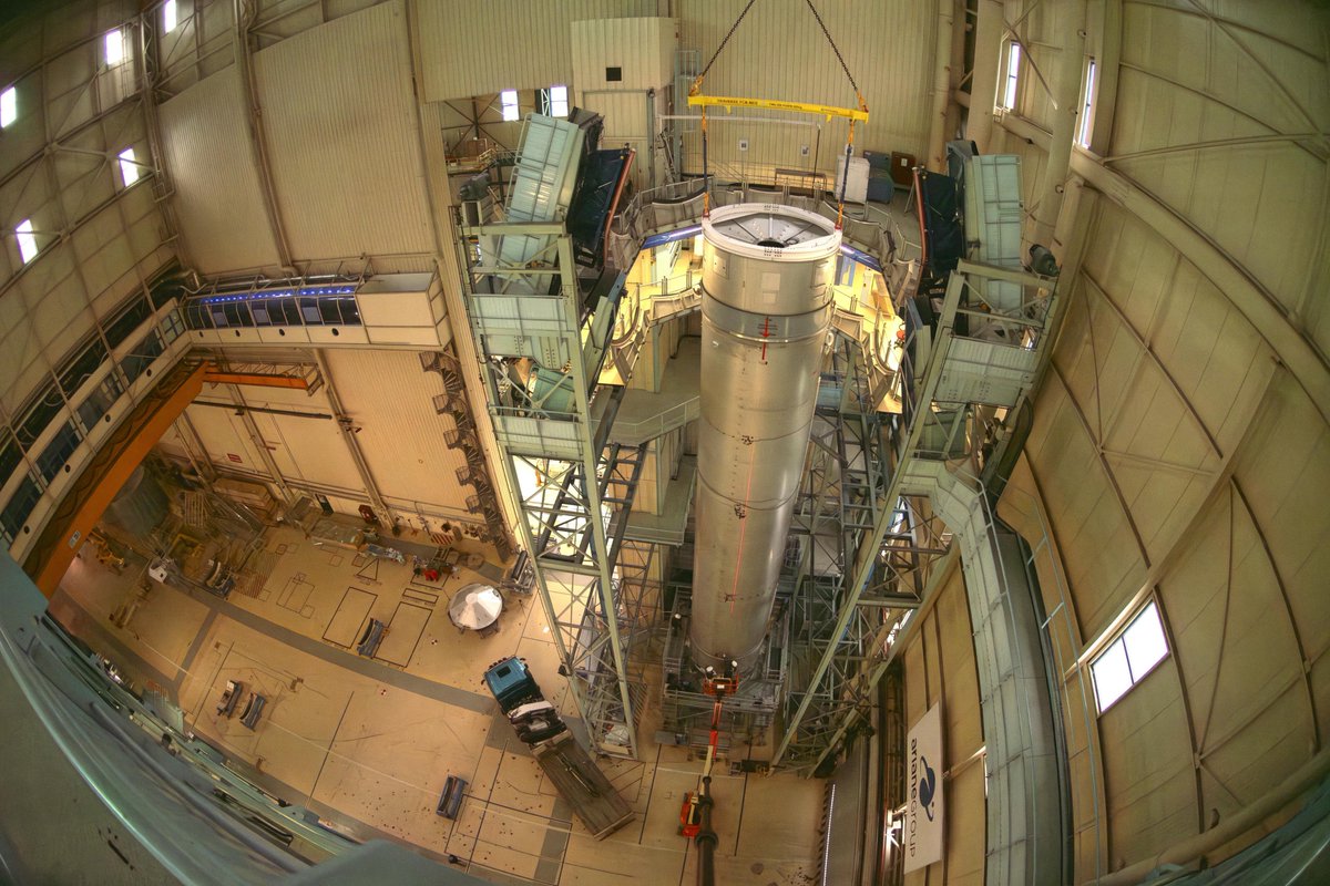 Deutsche Raumfahrtagentur (@dlr_spaceagency) on Twitter photo 🚀🌍Nachhaltigkeit in der Raumfahrt: wiederverwendbare #Raketenstufen helfen, Ressourcen und Kosten zu sparen. #Themis, der wiederverwendbare Stufen-Demonstrator der ArianeGroup, hat den Montagetest bestanden und ist damit einen wichtigen Schritt vorangekommen. 🧑🏭 Alle 🚀🌍Nachhaltigkeit in der Raumfahrt: wiederverwendbare #Raketenstufen helfen, Ressourcen und Kosten zu sparen. #Themis, der wiederverwendbare Stufen-Demonstrator der ArianeGroup, hat den Montagetest bestanden und ist damit einen wichtigen Schritt vorangekommen. 🧑🏭 Alle