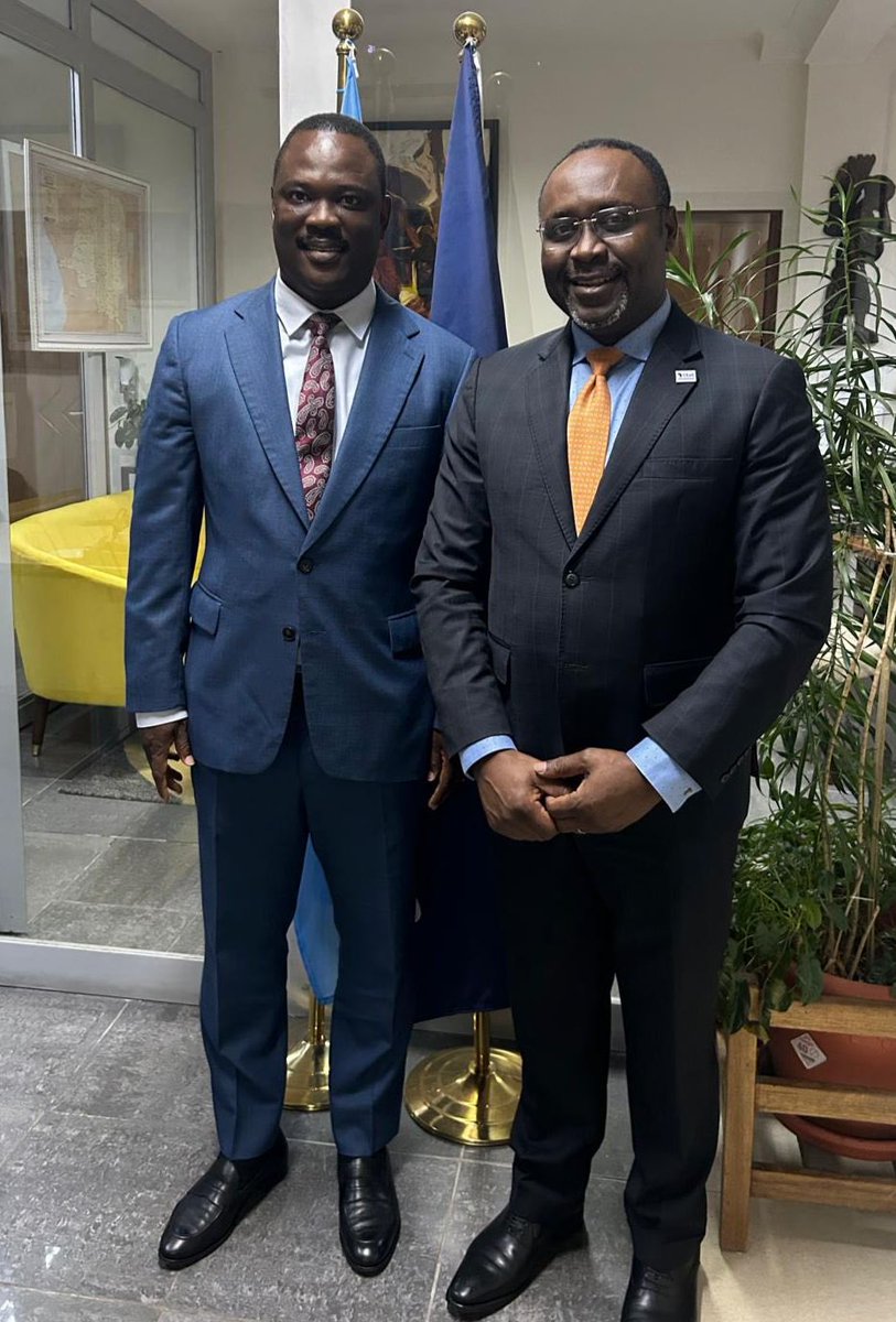 René TAPSOBA (@retapsoba) on Twitter photo Thoughtful meeting with <a href="/AlbertZeufack/">Albert Zeufack</a> , #WorldBank country director to the DRC, Angola, Burundi, and São Tomé and Principe on how to strengthen our synergies (#IMF🤝#WB) in more pragmatically supporting the #DRC 🇨🇩 to achieve #inclusive, #diversified & #sustainable growth. Thoughtful meeting with <a href="/AlbertZeufack/">Albert Zeufack</a> , #WorldBank country director to the DRC, Angola, Burundi, and São Tomé and Principe on how to strengthen our synergies (#IMF🤝#WB) in more pragmatically supporting the #DRC 🇨🇩 to achieve #inclusive, #diversified & #sustainable growth.
