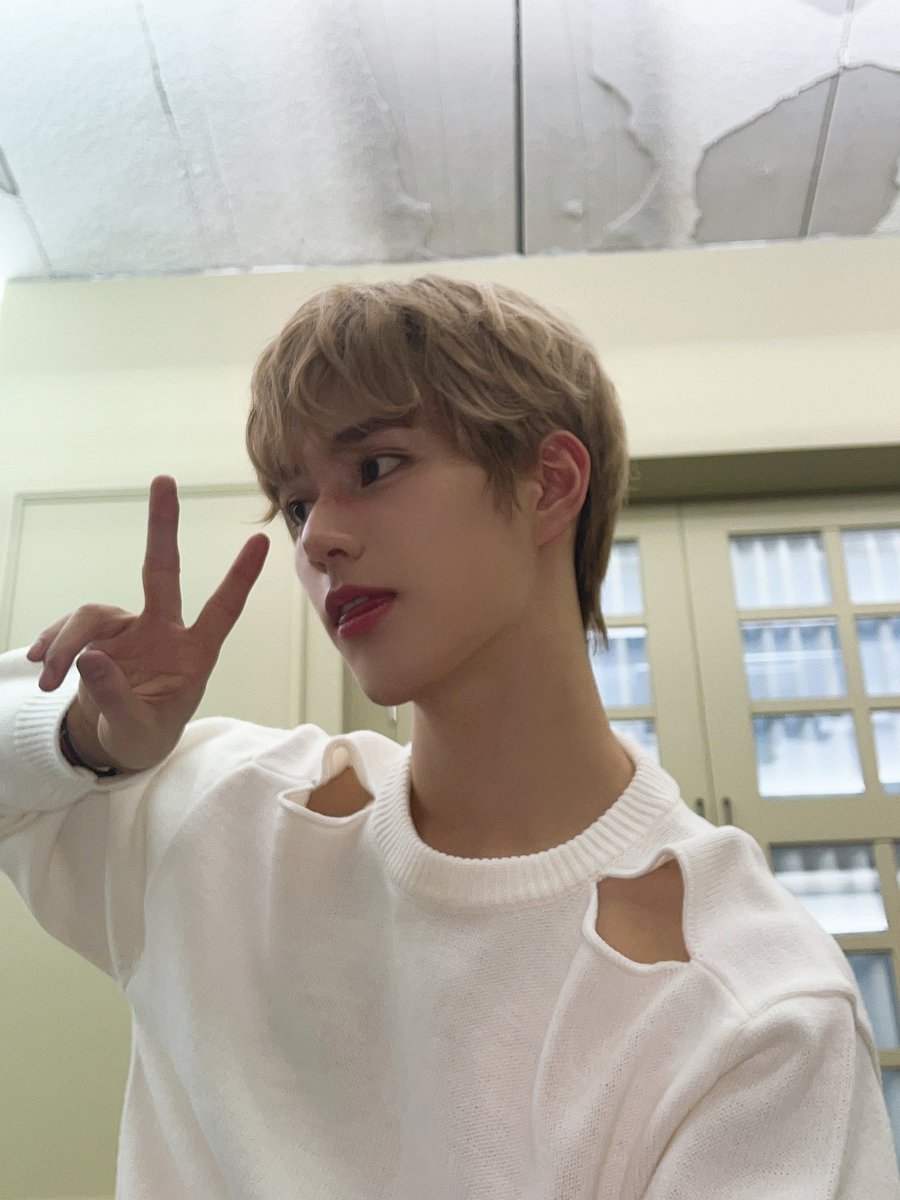 xikers_official's tweet photo. [#진식] 히히히히히히히 윙크😉
💙함랑함둥💙
#xikers #싸이커스 https://t.co/O9IP08ZZlj