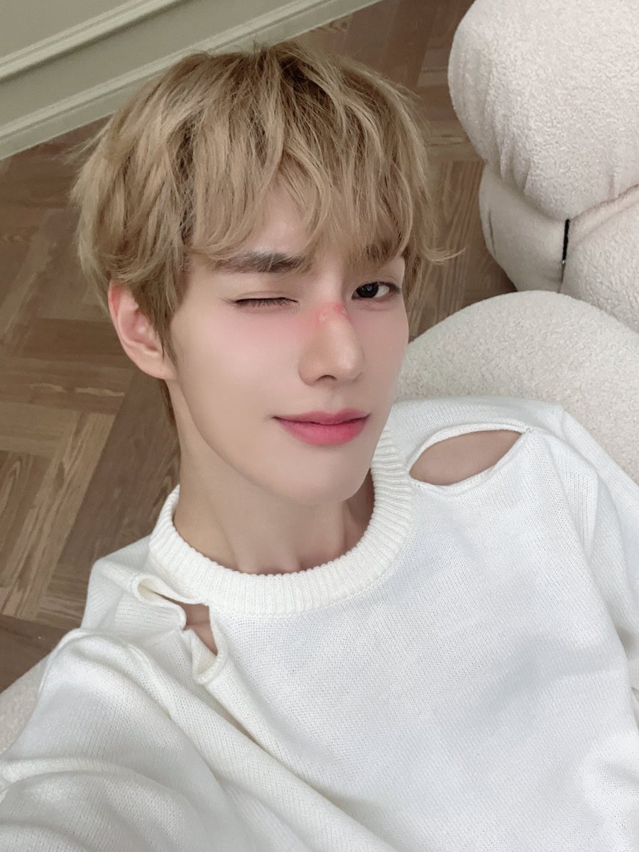 xikers_official's tweet photo. [#진식] 히히히히히히히 윙크😉
💙함랑함둥💙
#xikers #싸이커스 https://t.co/O9IP08ZZlj