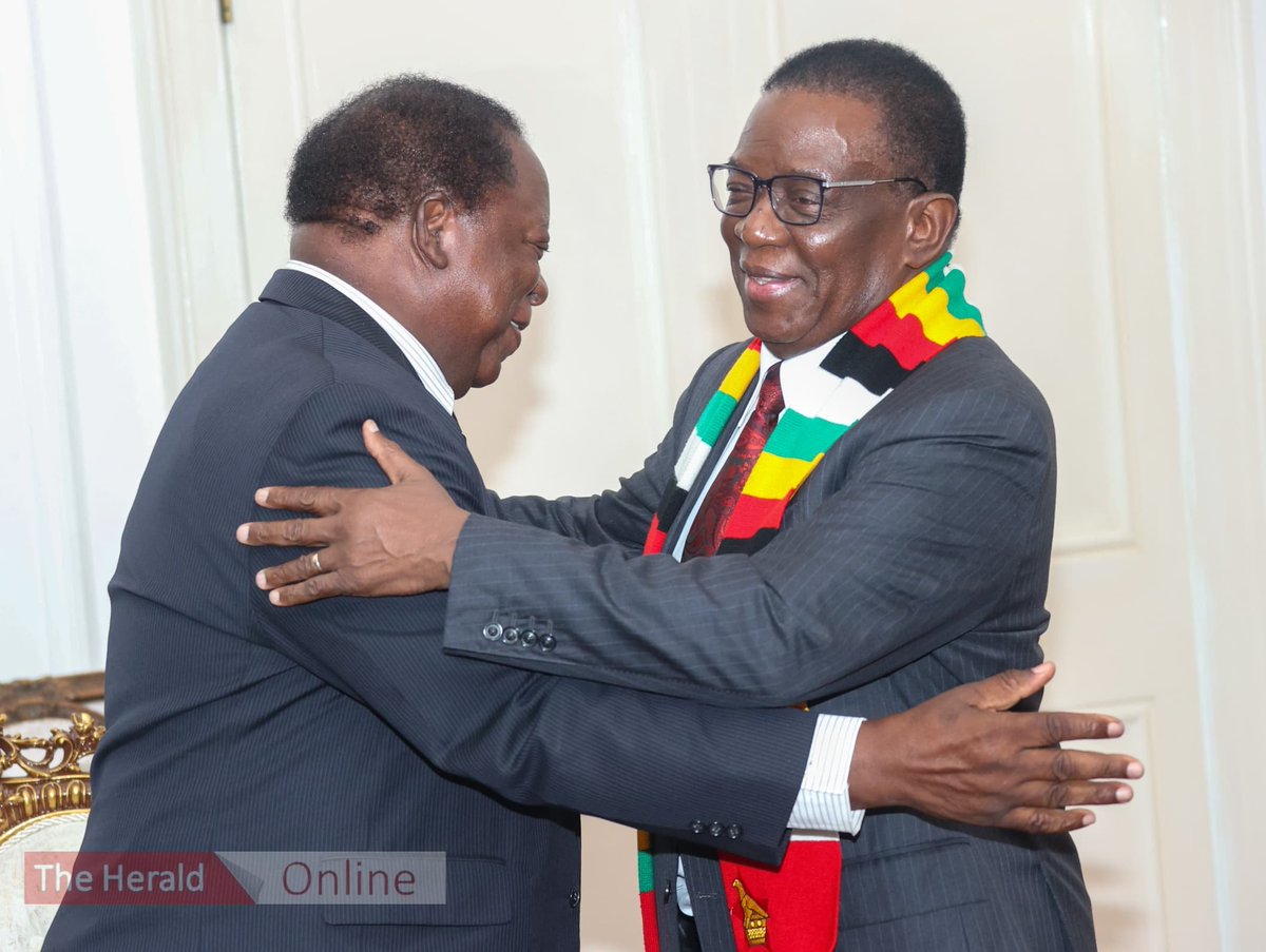 The Herald Zimbabwe (@heraldzimbabwe) on Twitter photo President Mnangagwa welcomes former Zambian Vice President and Special Envoy Mr Enoch Kavindele and his delegation during a courtesy call at State House in Harare this morning.
📸 : <a href="/Nyakudjara/">Believe Nyakudjara</a> President Mnangagwa welcomes former Zambian Vice President and Special Envoy Mr Enoch Kavindele and his delegation during a courtesy call at State House in Harare this morning.
📸 : <a href="/Nyakudjara/">Believe Nyakudjara</a>
