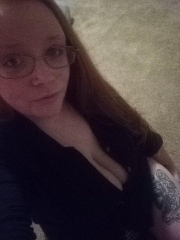 Sshortstack0302's tweet photo. Bored, message me 😋 

#like #follow #bigtits #prettyeyes #tattoos #redhead

https://t.co/TFIjZsIMjI https://t.co/lS3onstlTi