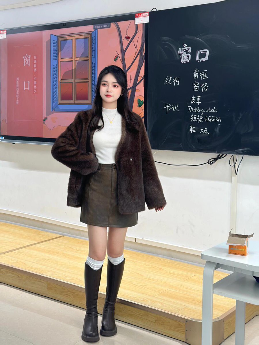 Pauda28's tweet photo. 猜猜我是教什么的 https://t.co/2nI5BFCWMY