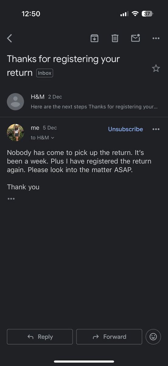 arnavalok7's tweet photo. @hm @hmindia 

Ordered boots on Dec 5th, didn't fit. Requested return on Dec 6th. 1+ week later, no pickup. Multiple emails ignored. This is unacceptable customer service.  

#returns #customerservice #disappointed 

@inshorts @ABPNews @ZeeNews @BBCHindi @DDNewslive https://t.co/9SQzmo7Cuz