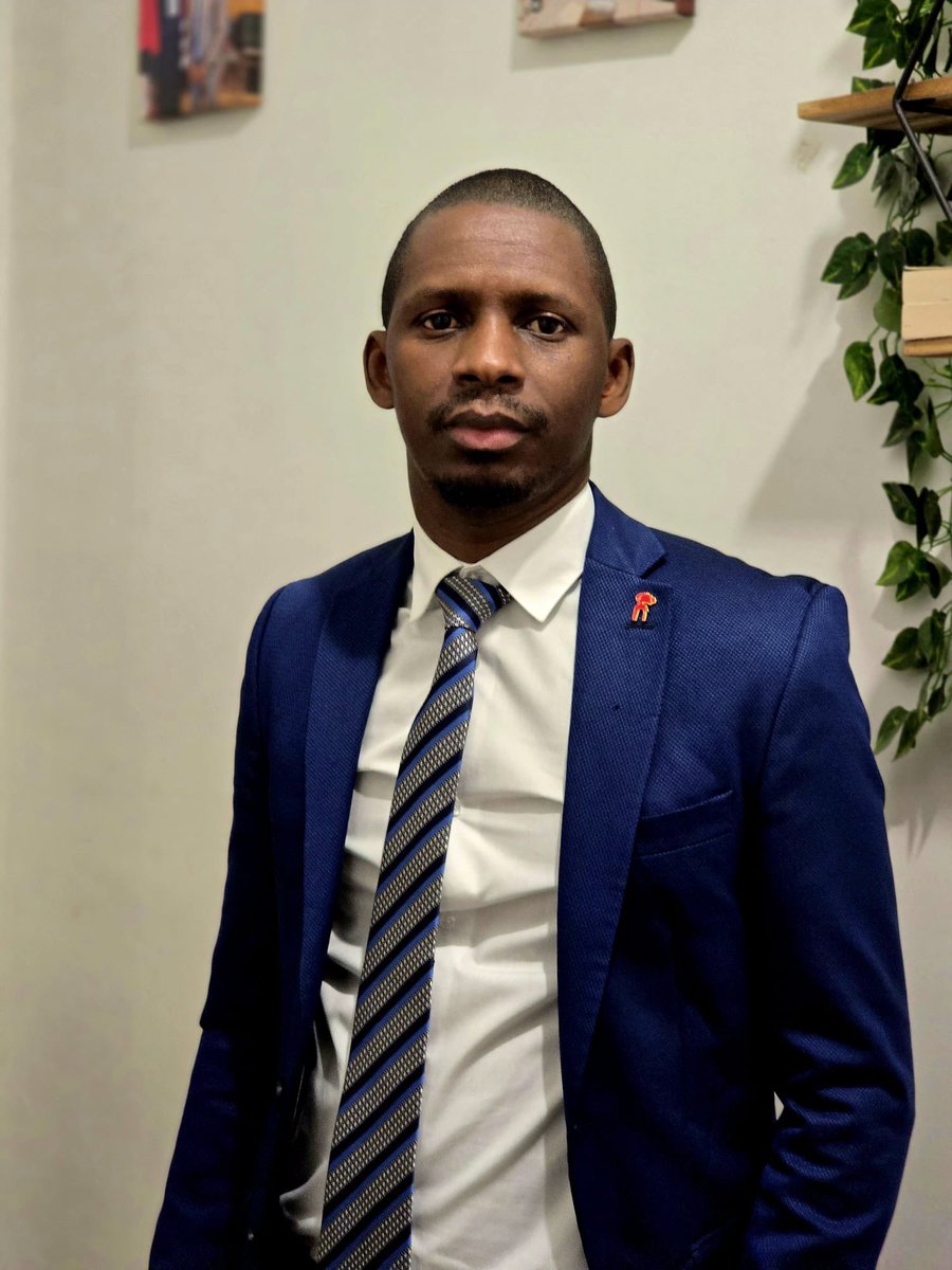 Je vous annonce la sortie prochaine de mon tout premier livre intitulé: « LA CYBERDIPLOMATIE : Pouvoir, conflits et diplomatie dans l’ère numérique ».

#Cyberdiplomatie #Cyberspace #Cybersécurité #RelationsInternationales #Géopolitique #TransformationNumérique