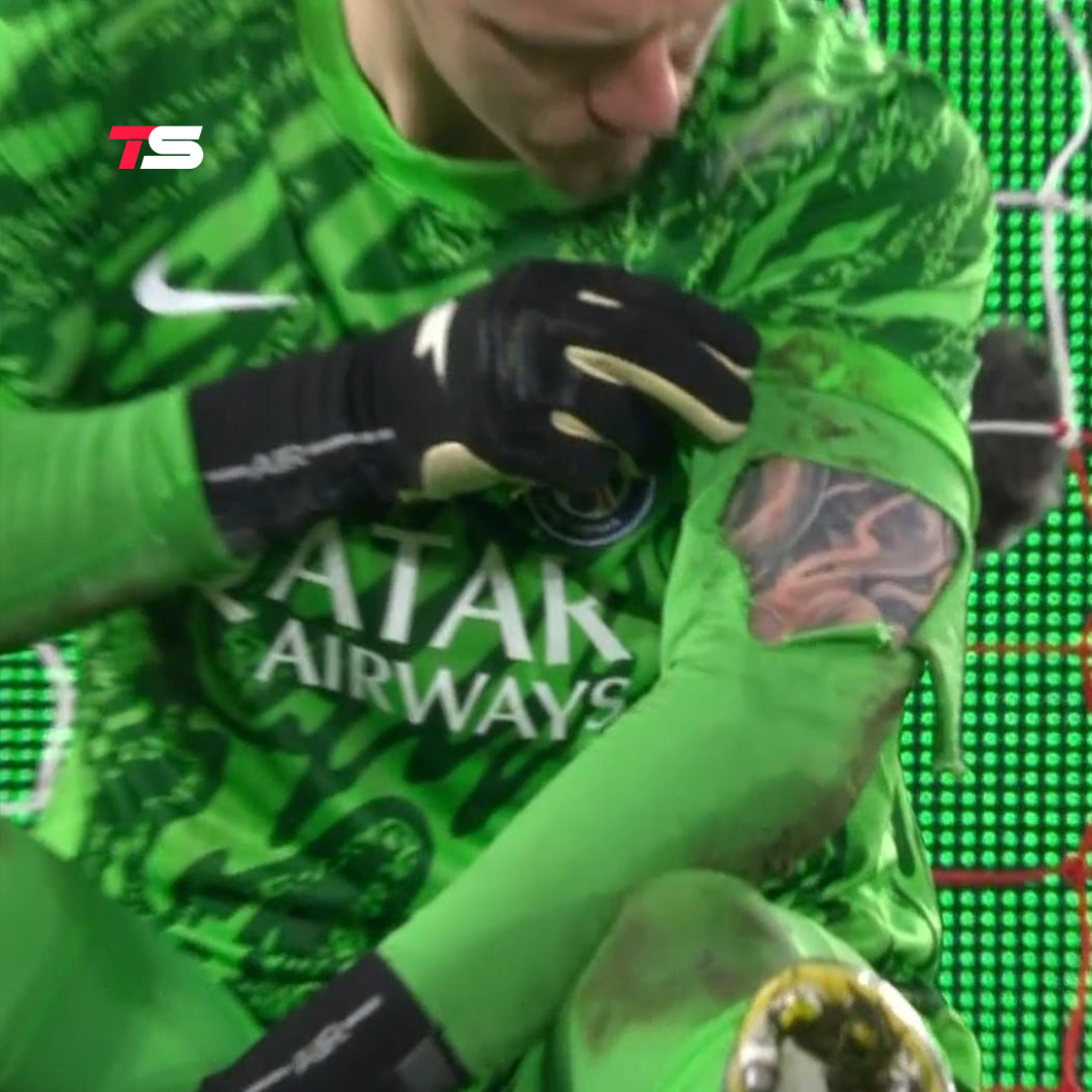 💥 «Монако» сначала вывел из игры Джанлуиджи Доннарумму, а потом очень агрессивно атаковали и Матвея Сафонова. Но все обошлось порванной формой.