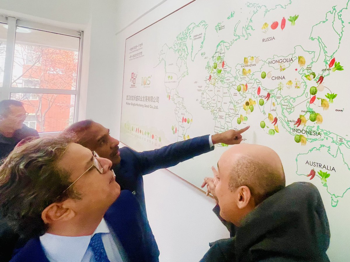 SyedAllahDinoShah_ PPP Jeay Bhutto (@syedallahdinos3) on Twitter photo #PPP 🇱🇾 delegation led by <a href="/Tariqhsyed/">Tariq Syed</a> visited the China Seed Company to discuss there work in Pakistan and explored opportunities in research on modifieng seeds of crops like onion 🧅 Chilli🌶️ Rice🌾 watermelon 🍉
<a href="/KasimGillani/">Kasim Gilani</a> <a href="/mrranaiqbal/">Rana Iqbal Siraj</a> <a href="/aishachaudhary/">Aisha Nawaz Chaudhary</a>
<a href="/AamirInqlabi/">Aamir Bashir Inqlabi</a> #PPP 🇱🇾 delegation led by <a href="/Tariqhsyed/">Tariq Syed</a> visited the China Seed Company to discuss there work in Pakistan and explored opportunities in research on modifieng seeds of crops like onion 🧅 Chilli🌶️ Rice🌾 watermelon 🍉
<a href="/KasimGillani/">Kasim Gilani</a> <a href="/mrranaiqbal/">Rana Iqbal Siraj</a> <a href="/aishachaudhary/">Aisha Nawaz Chaudhary</a>
<a href="/AamirInqlabi/">Aamir Bashir Inqlabi</a>