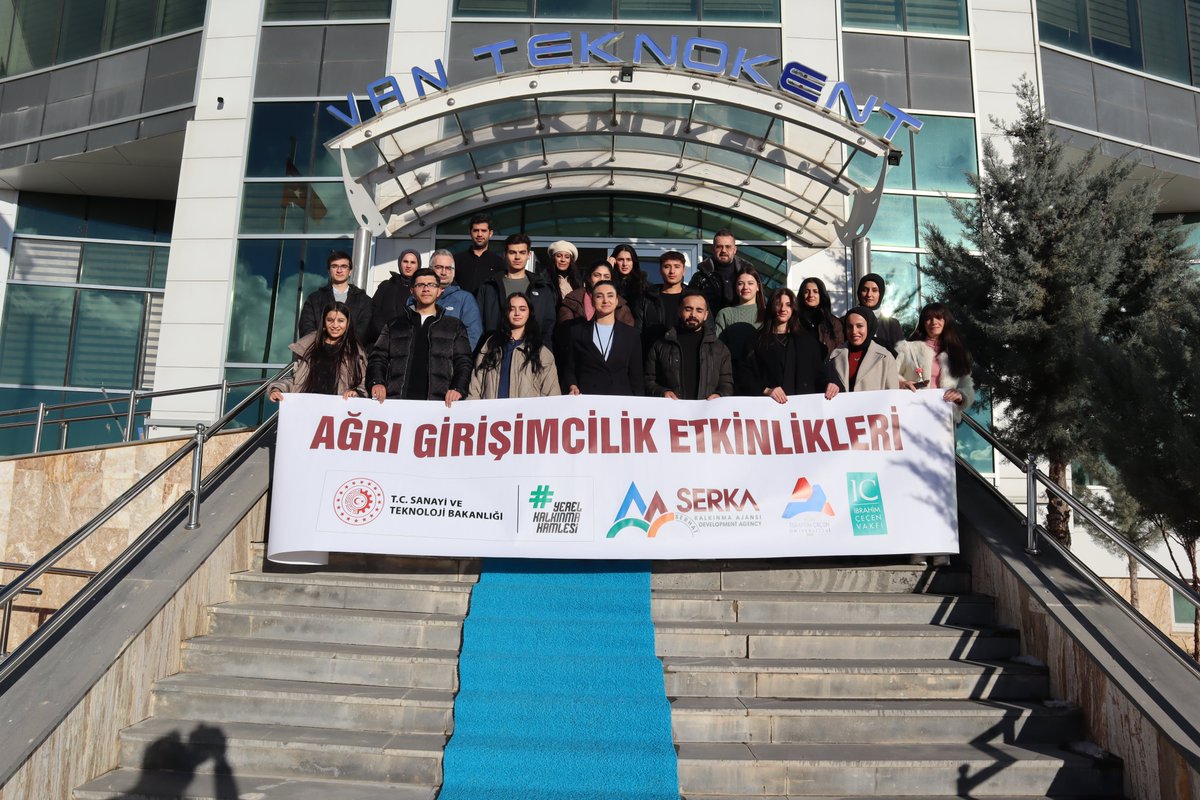 aicuni2007's tweet photo. Ağrı Girişimcilik Etkinlikleri kapsamında, Üniversitemiz Kariyer Planlama ve Mezun İzleme Uygulama ve Araştırma Merkezi ile Girişimcilik Kulübü, IC Vakfı ve Serhat Kalkınma Ajansı (#SERKA) iş birliğiyle #Van TEKNOKENT'e teknik gezi düzenlendi. Ziyaret, öğrencilere #teknoloji dünyası hakkında önemli bilgiler edinme fırsatı sundu.
#AğrıİbrahimÇeçenÜniversitesi #DoğudanYükselenIşık #Girişimcilik #AİÇÜ