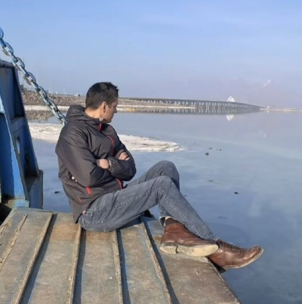 اگر اشتباه نکنم در خاطرات یکی از بازماندگان کولیما بود که می‌گفت یک زندانی بر دیواری در اردوگاه نوشته بود "ننگ بر آن‌کس که از میان ما آزادی را ببیند و نگوید که چه بر ما گذشت."