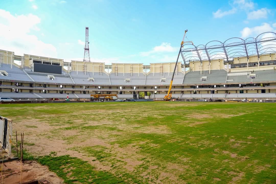 CarolRadull's tweet photo. Kasarani Stadium construction continues as KENYA rushes to meet the 11 day deadline for CHAN 2025

📷 Kevin Teya https://t.co/7DkLlNAkgw
