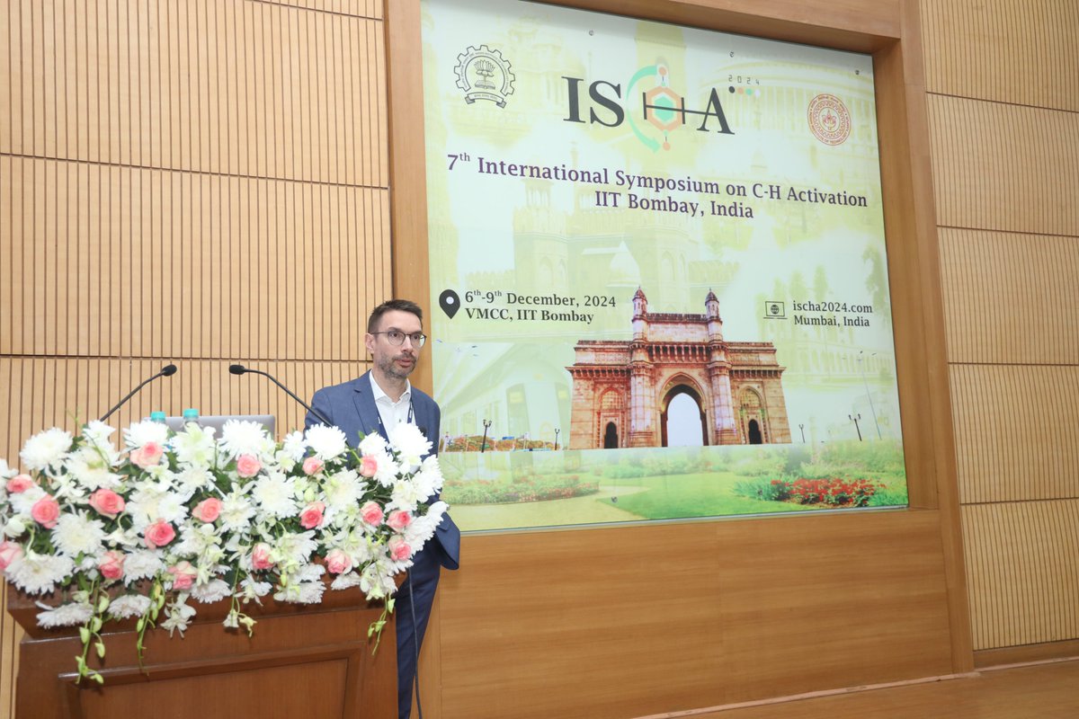 Baudoin Research Group (@baudoin_group) on Twitter photo Exciting news from the 7th International Symposium on C-H Activations in Mumbai <a href="/ischa2024/">ISCHA 2024</a> ! Olivier delivered an inspiring lecture on direct Pd-catalyzed ring construction via C(sp3)–H activation. 🧪It was a pleasure and a great experience! #CHActivation #Chemistry Exciting news from the 7th International Symposium on C-H Activations in Mumbai <a href="/ischa2024/">ISCHA 2024</a> ! Olivier delivered an inspiring lecture on direct Pd-catalyzed ring construction via C(sp3)–H activation. 🧪It was a pleasure and a great experience! #CHActivation #Chemistry