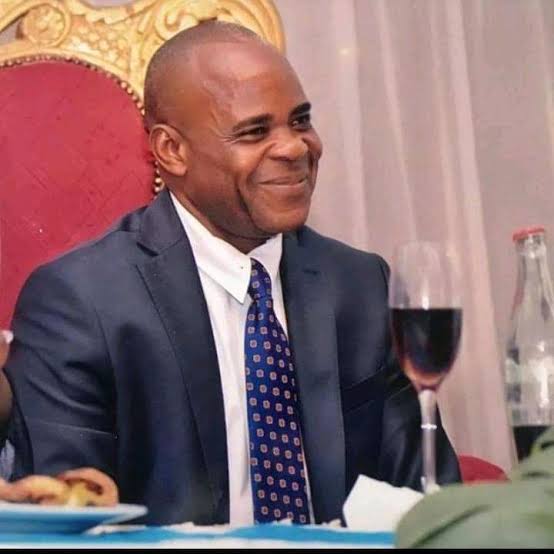 GraceShako1's tweet image. 🔵#RDC - #Élections
À Yakoma (#NordUbangi), Mbui Kaya et Antoine Nzangi élus députés nationaux, selon la #CENI.

#Gsk #Députation