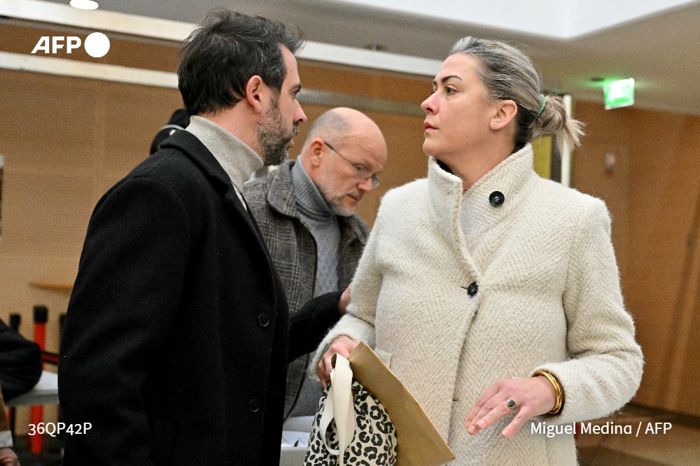 Les enfants de Gisèle Pelicot se sont dits "déçus" des peines infligées aux 51 accusés du procès des viols de Mazan, qui s'étalent de 3 à 20 ans de réclusion criminelle, les estimant trop "basses", dans une déclaration jeudi à l'#AFP