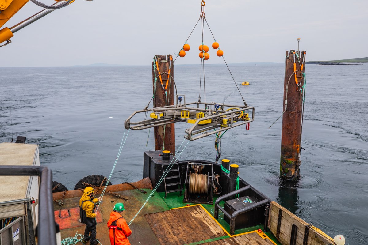 Ocean Kinetics Ltd and Green Marine (UK) Ltd have completed the decommissioning of OpenHydro’s tidal energy platform at EMEC’s Fall of Warness tidal energy demonstration site in Orkney.

🔗 Read more about the decommission project here: emec.org.uk/openhydro-deco…