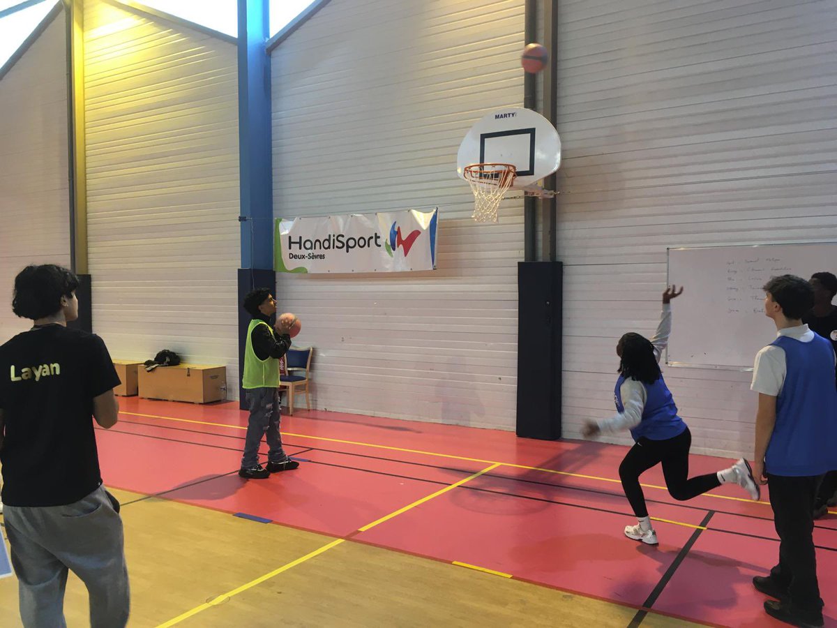 Lycée Thomas-Jean Main tweet media