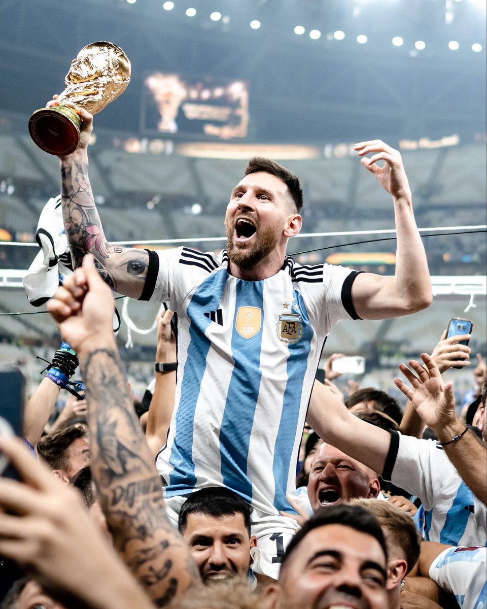 I could watch this photo all day long