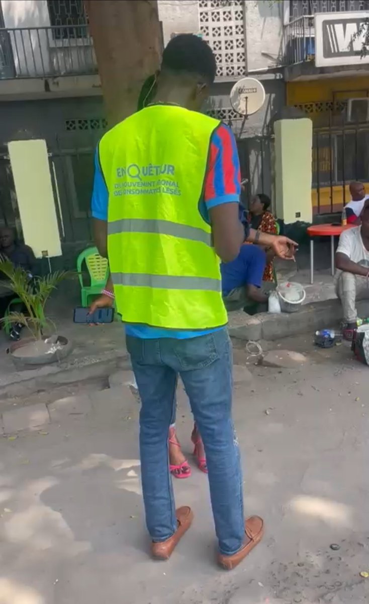 MNCL_RDC's tweet photo. 🚨Urgent: que pensent les Kinois par rapport aux mesures instaurant la circulation alternée à sens unique ? Sont-ils satisfaits ou pas ? Que recommandent-ils aux décideurs ? ( @bembajp @AmissoBa )
Le @MNCL_RDC mène une enquête sur terrain autour de ce sujet.
#EcouteSociale https://t.co/MLTlRxv9W7