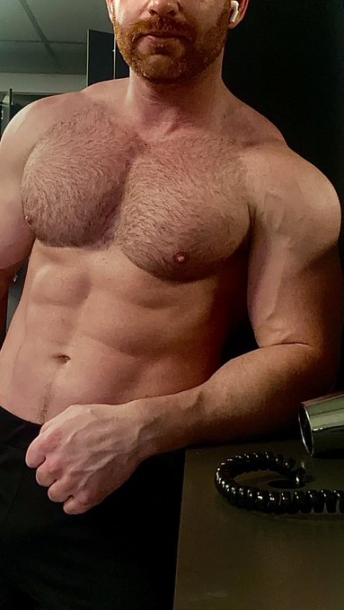 Watch Jonasjacksonxxx's leaked NSFW photo on TwXstars