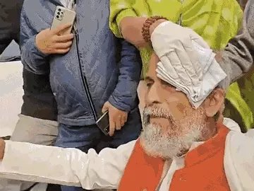 Rahul Gandhi injured 69 year old MP Pratap Sarangi by pushing him in the Parliament. This incident cannot be condemned enough. How much hatred is in the mind of #RahulGandhi nd Congress party who claims to open love shops across the country.
#ShameonRahulgandhi #GoondaRahulGandhi