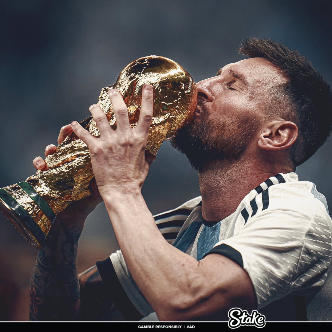 Will never get tired of sharing this picture. Again and again! 😉