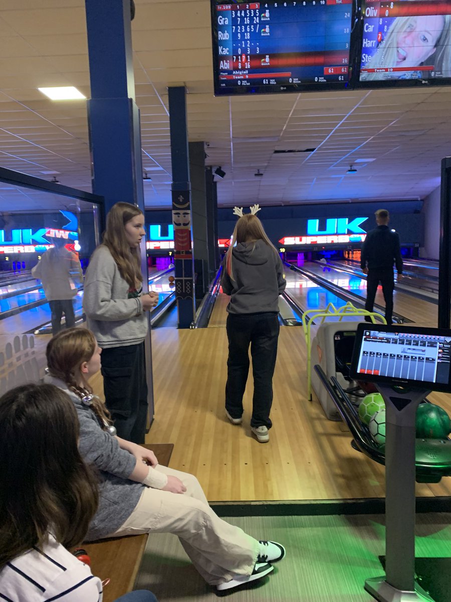 End of Term fun for Kirklees <a href="/WYP_Cadets/">West Yorkshire Police Cadets</a> last night - Christmas Jumpers and bowling. 
We appear to have some semi professional bowlers in this Cohort!!