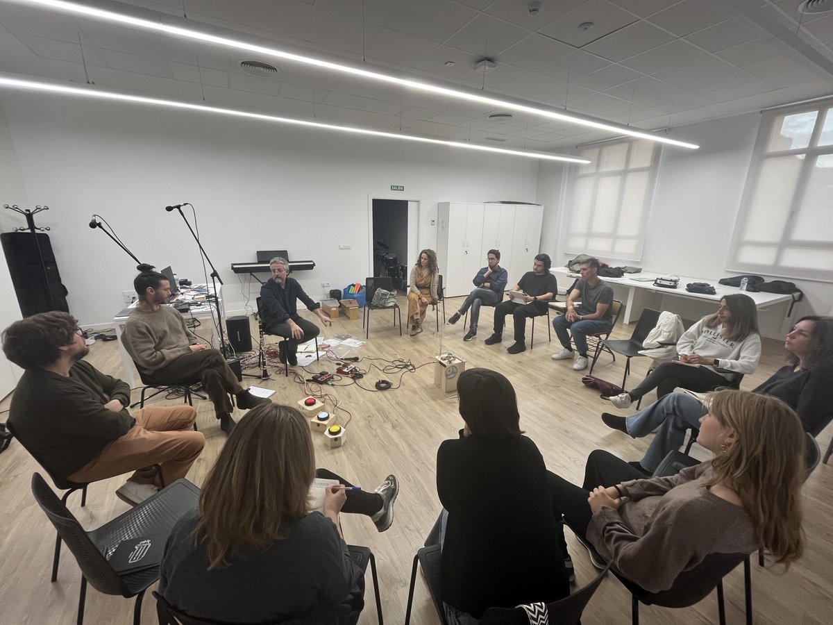 La Madraza.CCCUGR tweet media