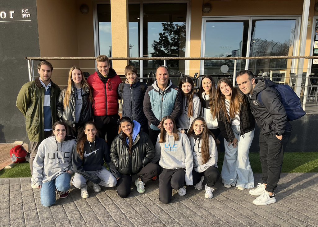 Final classes for the students of the Specialization in Physical Education @EducacioUIC 
It has been a pleasure to accompany them in their personal and professional growth.