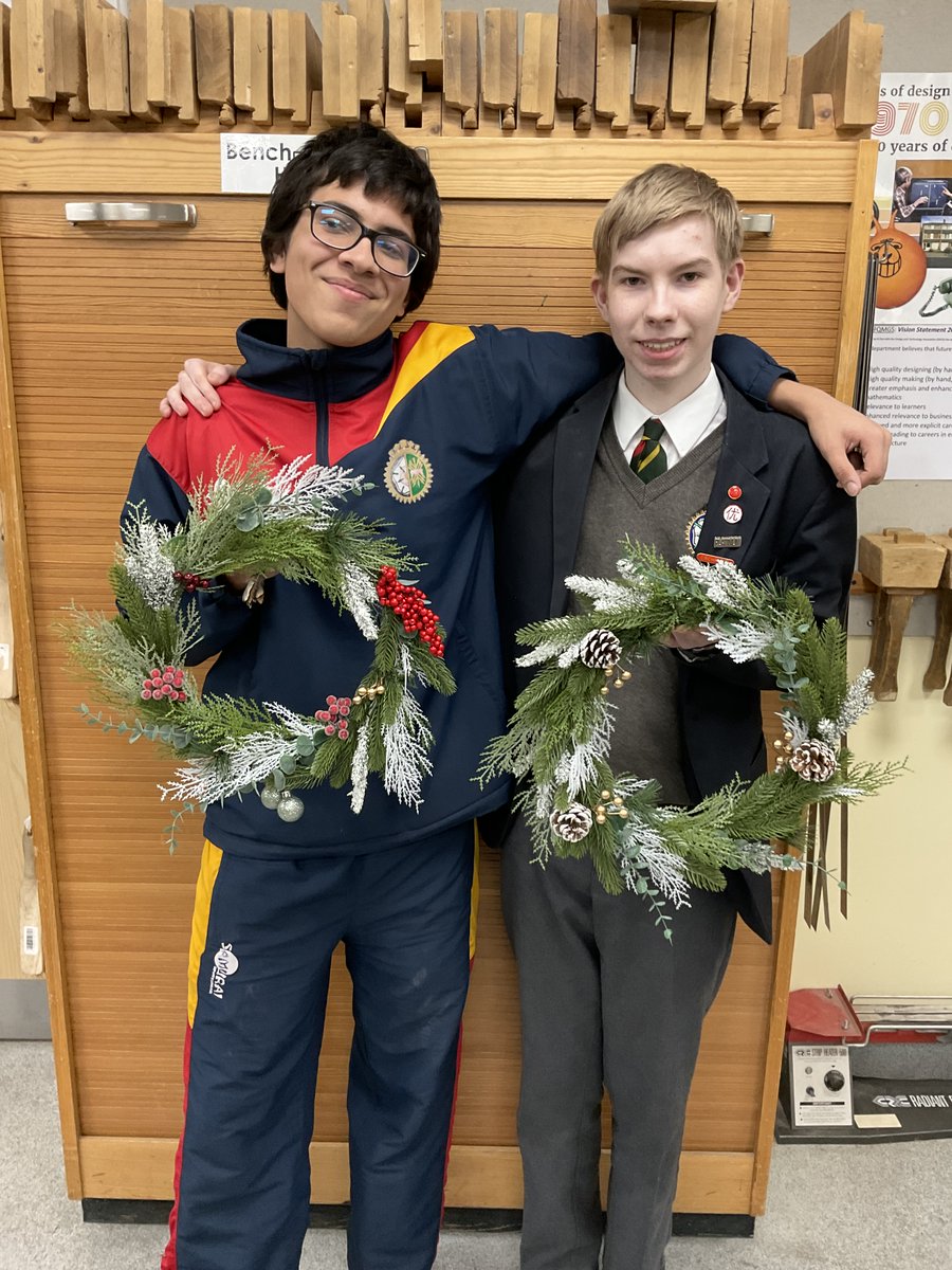 QMGS SEND tweet media