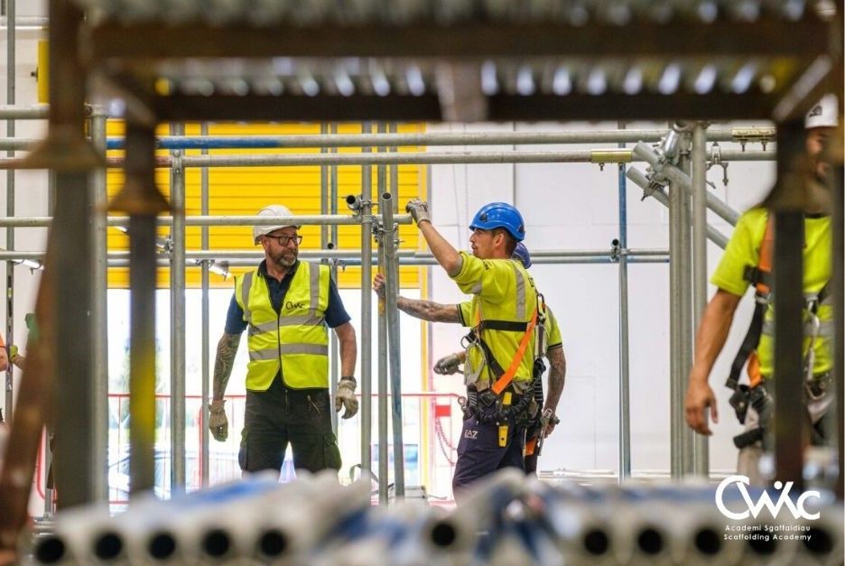 🌟Work safely and efficiently with scaffolding equipment with our CISRS Operative Training Scheme (COTS) 1-day course

🌟Perfect for newbies who want to learn the fundamentals of the industry.
cwicscaffolding.academy/cisrs-operativ…

🌟Next course runs 29 January 2025 🌟

#safetyfirst #training