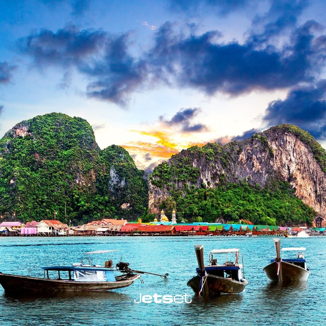 Kış aylarında bile oldukça sıcak ve yüzmeye elverişli havalar sunan Phuket, 2025’e unutulmaz bir giriş yapmak için de en ideal destinasyonlardan…

2025’e eğlence dolu bir giriş yapmak için Jetset’e gelin birlikte rotanızı çizelim.

bit.ly/3D22b24