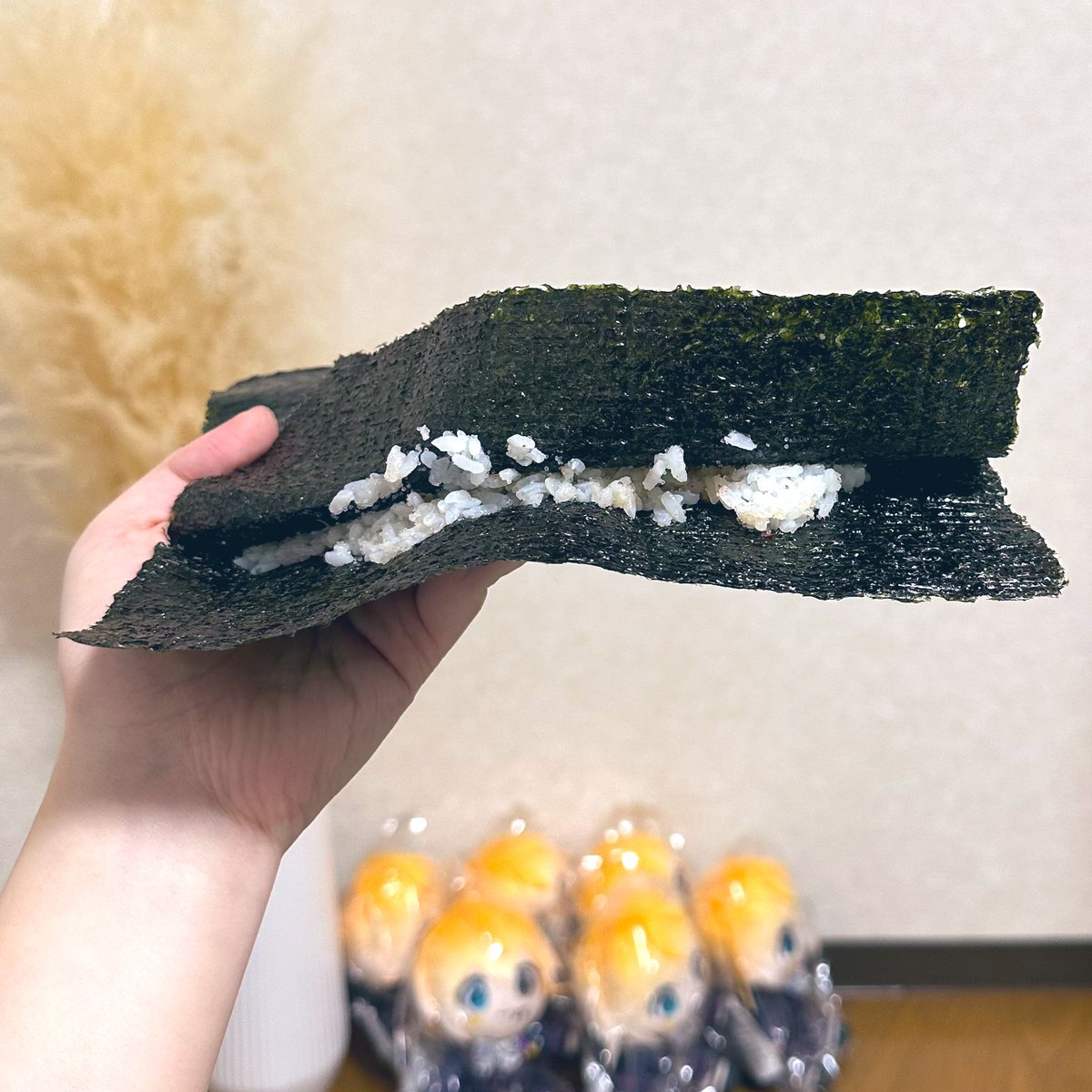 おにぎりちゃん おにぎりちゃんイラスト - No: 25315905｜無料イラスト・フリー素材