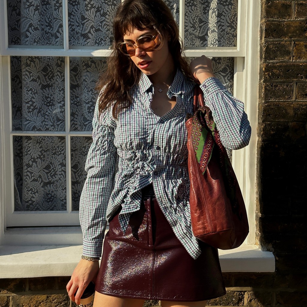 FanfareLabel's tweet image. Winter just got more stylish with Tia! ❄️

shop here: l8r.it/r1kl

#outfit #sustainablefashion #ecofriendly #upcycledfashion #fanfarelabel #fashion #style